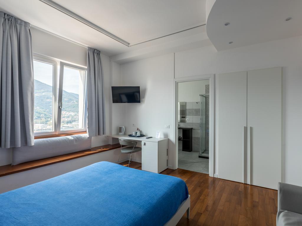 Guesthouse Il Grattacielo Sul Golfo La Spezia Ngoại thất bức ảnh