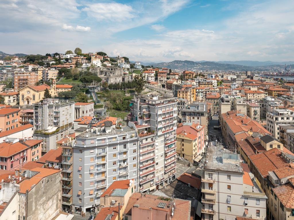 Guesthouse Il Grattacielo Sul Golfo La Spezia Ngoại thất bức ảnh